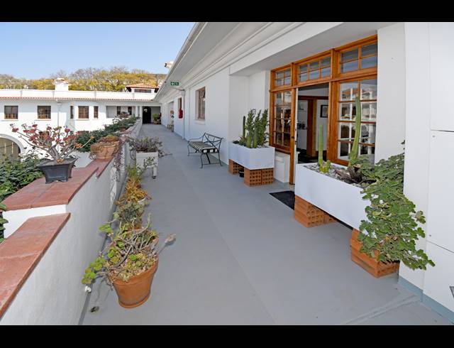 2 BEDROOM APARTMENT FOR SALE IN KILLARNEY